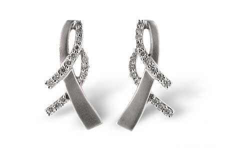 B010-18825: EARRINGS .15 TW