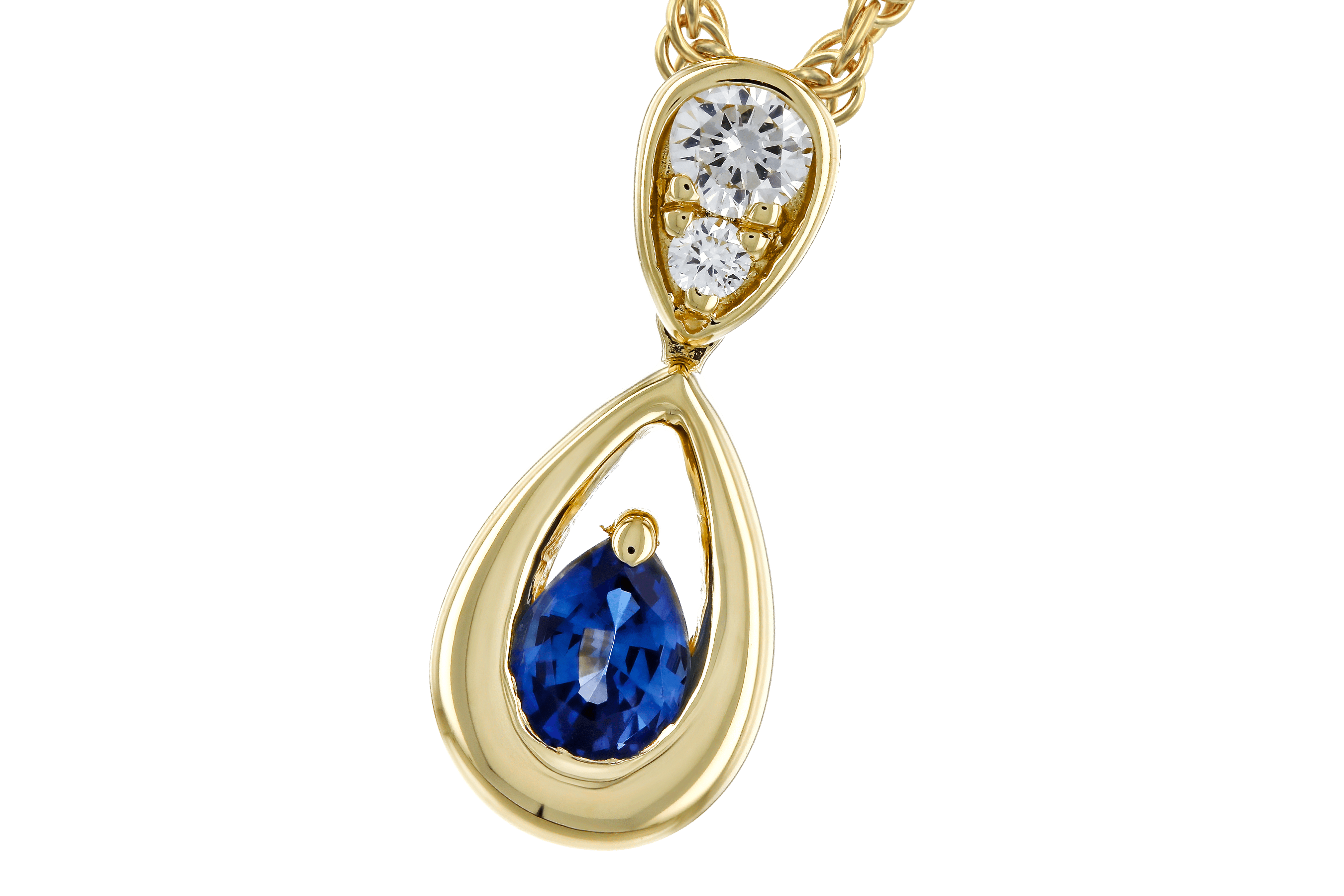 B283-85234: NECKLACE .21 SAPPHIRE .27 TGW (4x3 SAPP)