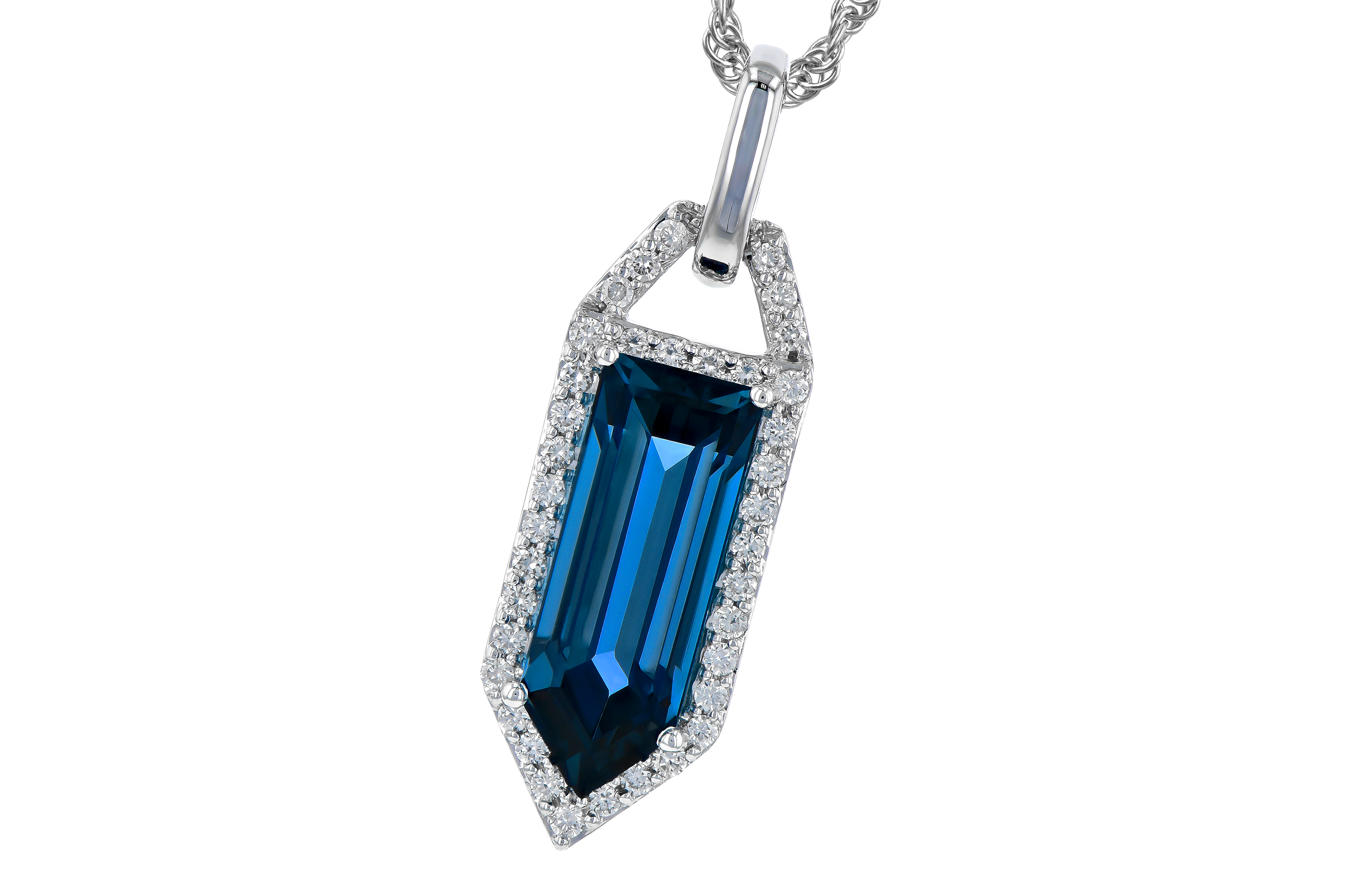 D282-02461: NECK 2.95 LONDON BLUE TOPAZ 3.12 TGW