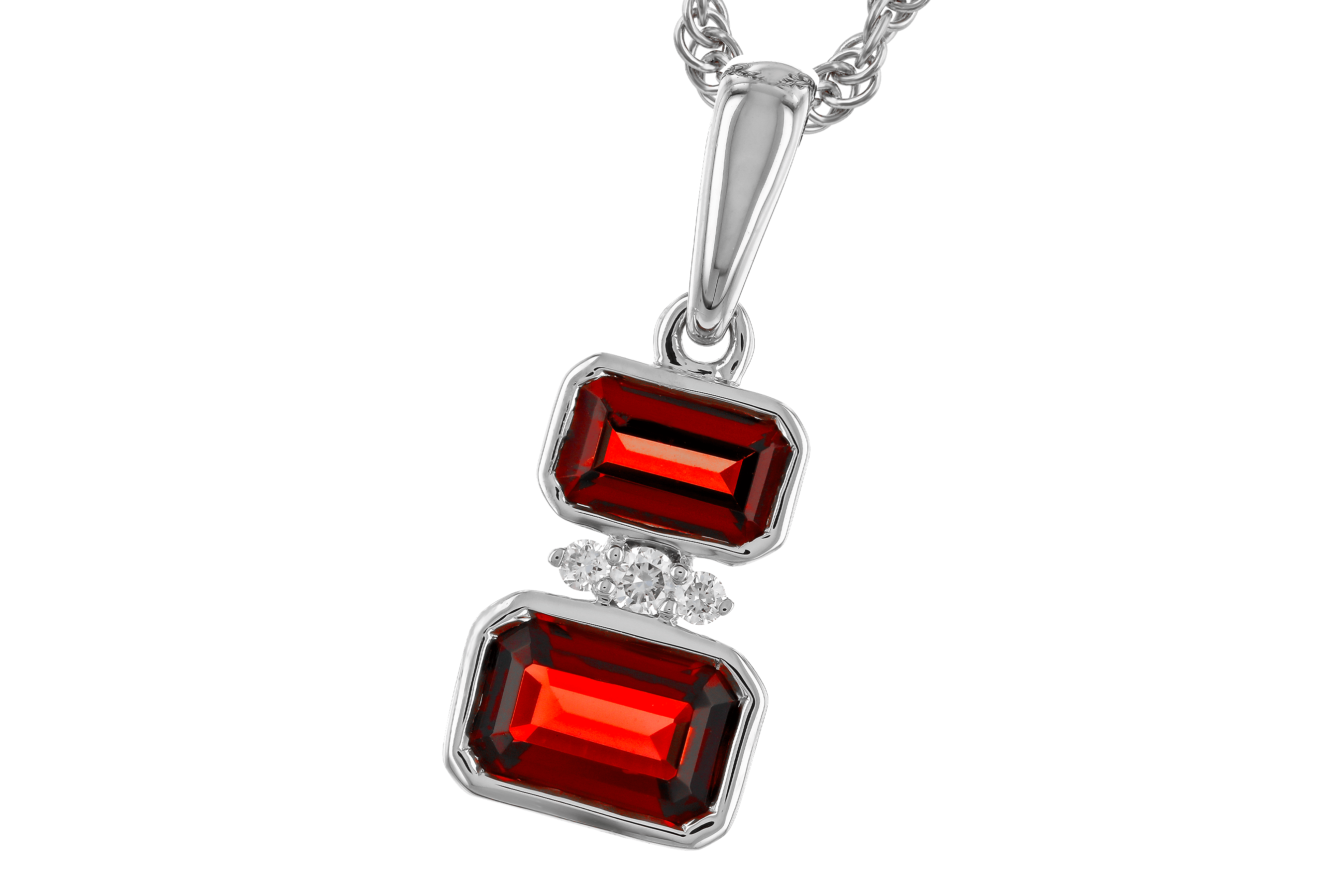 D283-84334: NECK .98 TW GARNET 1.01 TGW