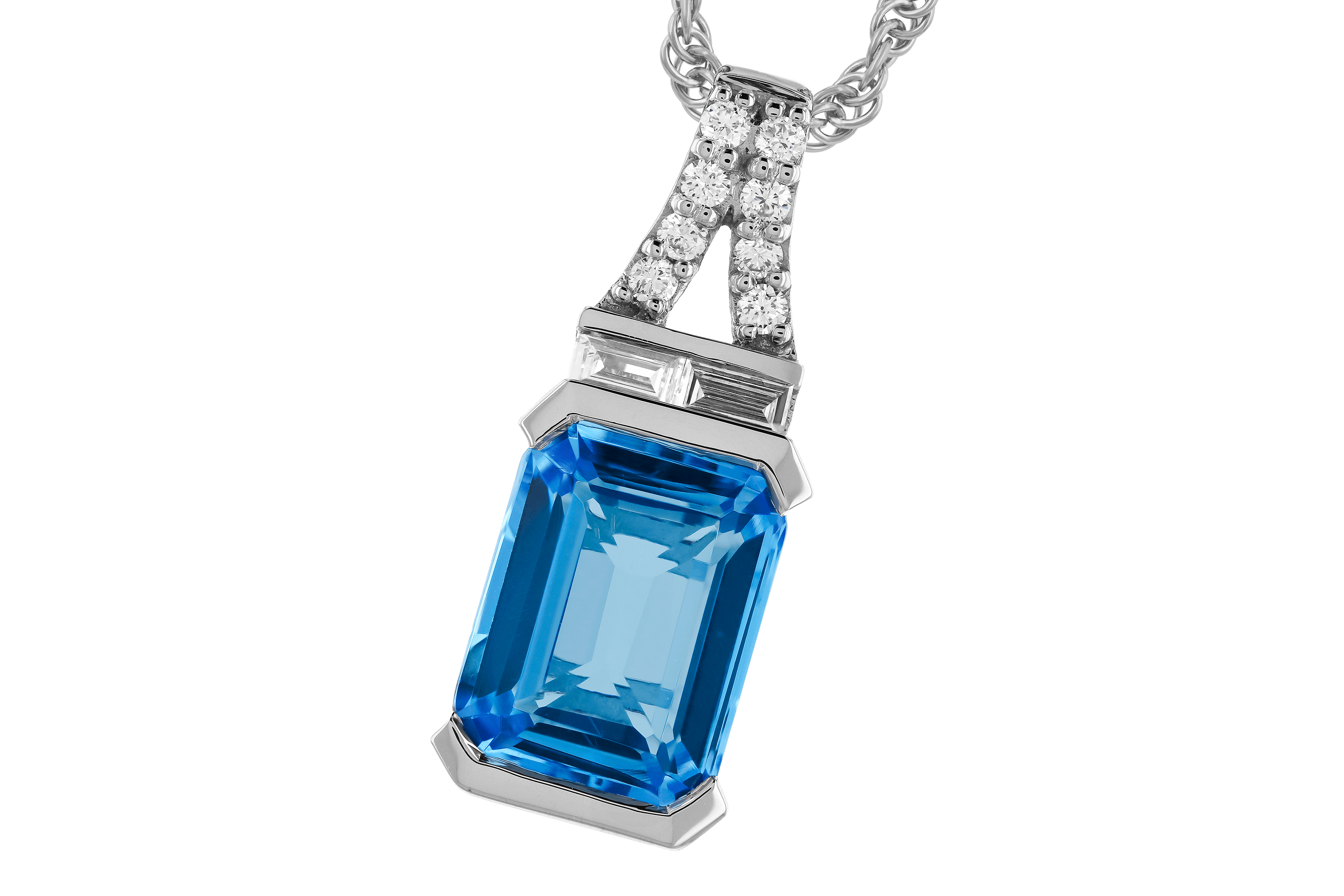 E282-97943: NECK 2.64 LONDON BLUE TOPAZ 2.80 TGW (9x7MM BT)