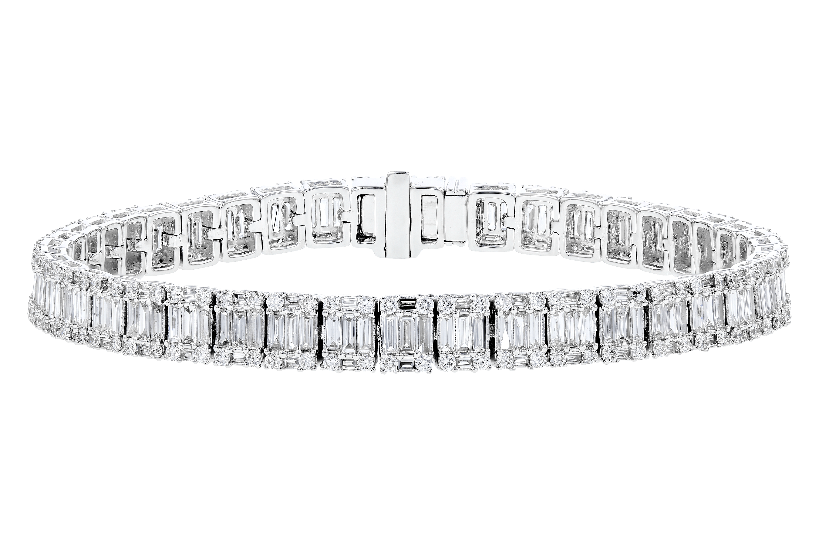 G282-93424: BRACELET 2.72 TW BAGUETTES 4.10 TW