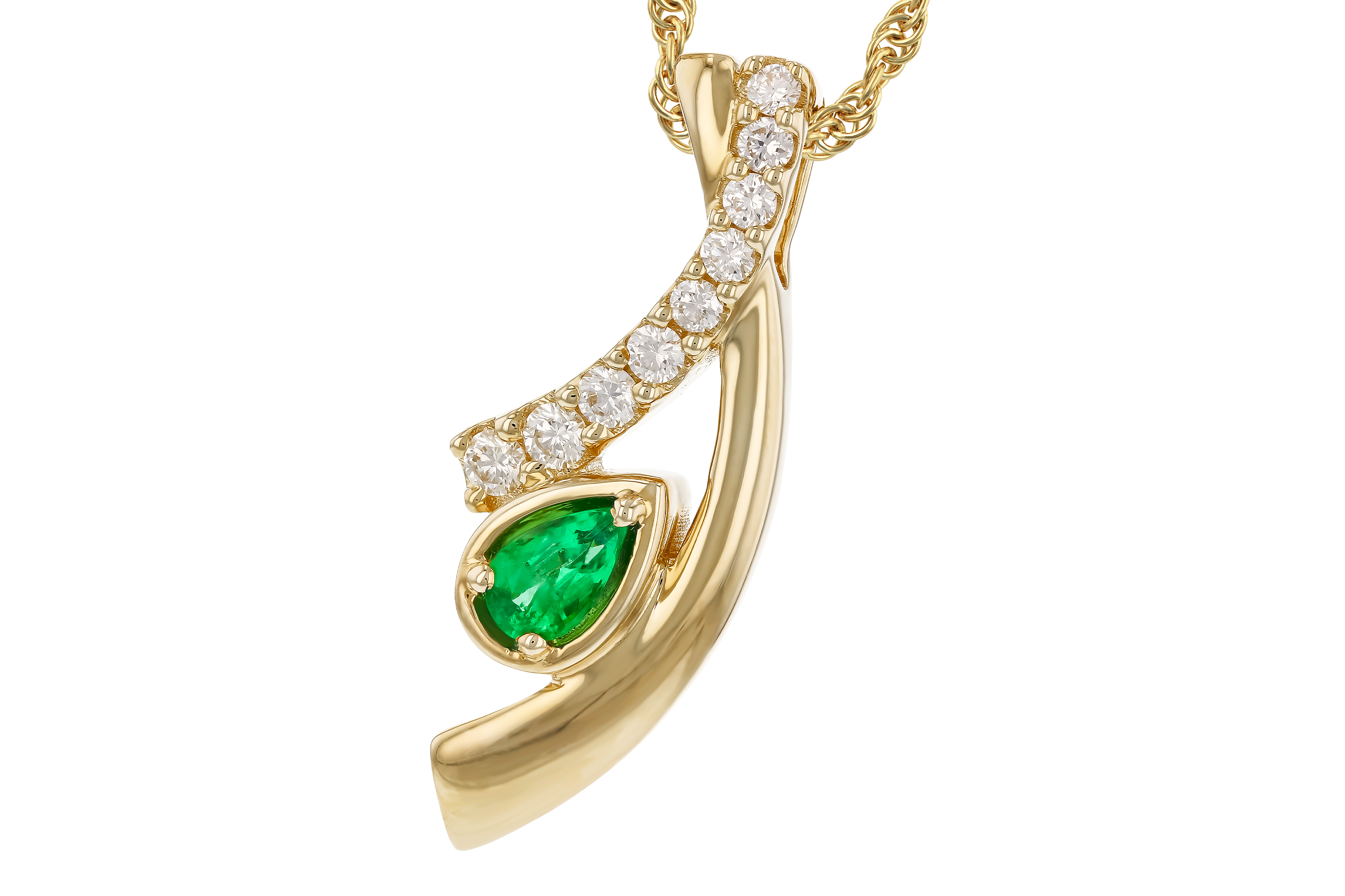 G283-87924: NECKLACE .17 EMERALD .34 TGW (5x3 EMER)