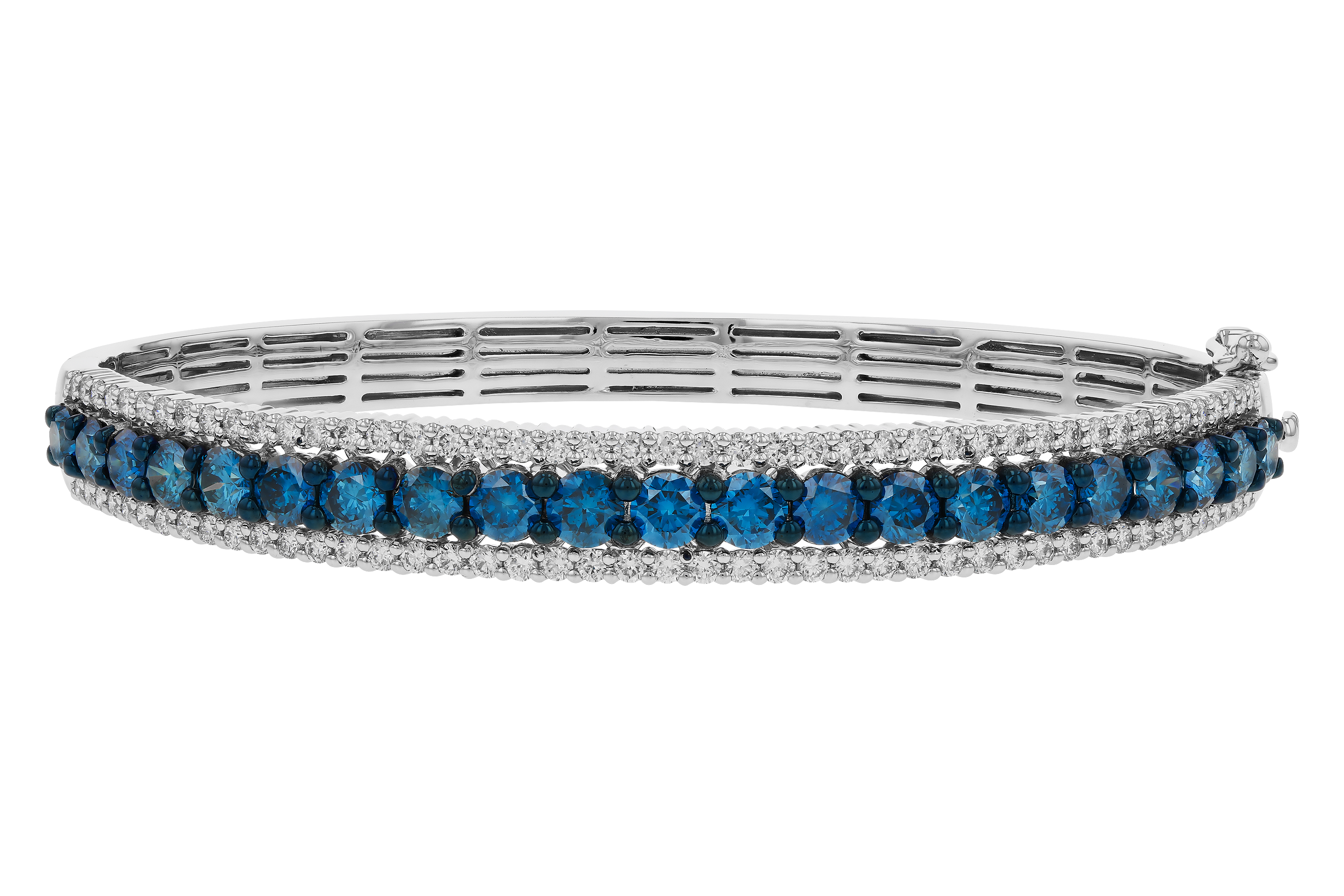H283-87061: BANGLE 4.05 BLUE DIAS 5.50 TW