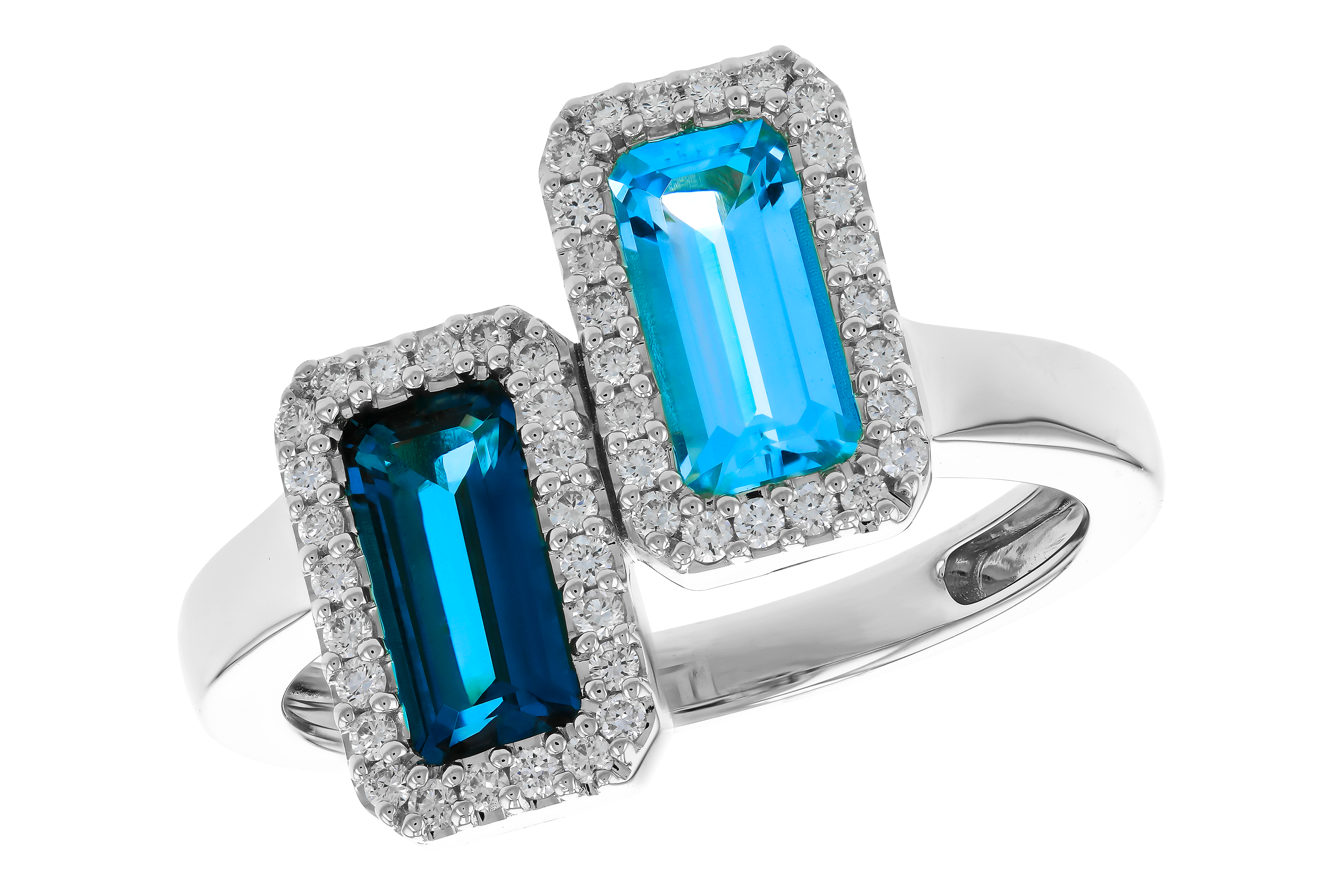 H283-90652: LDS RG 1.68 TW BLUE TOPAZ 1.90 TGW