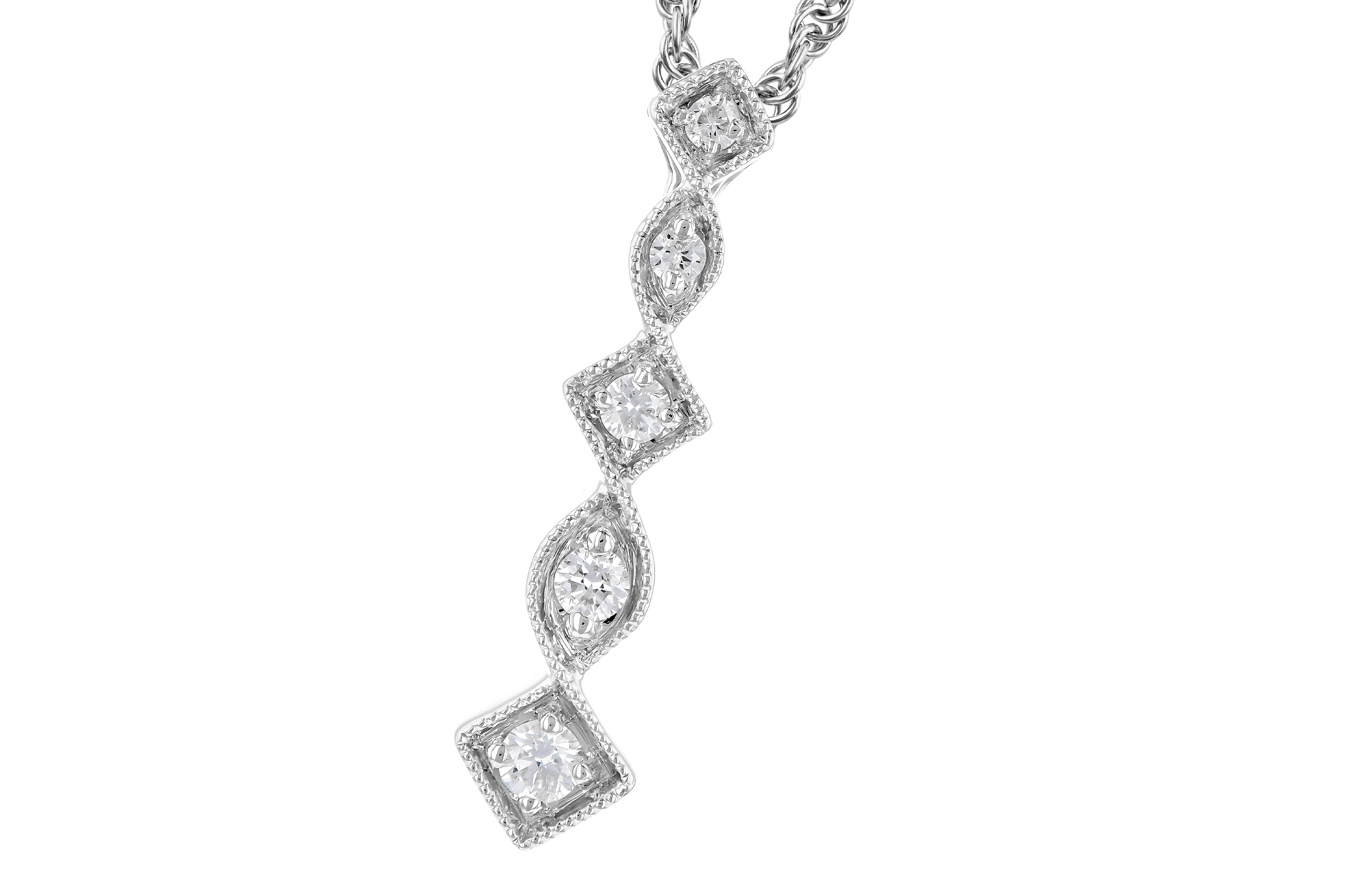 M282-07951: NECKLACE .10 TW