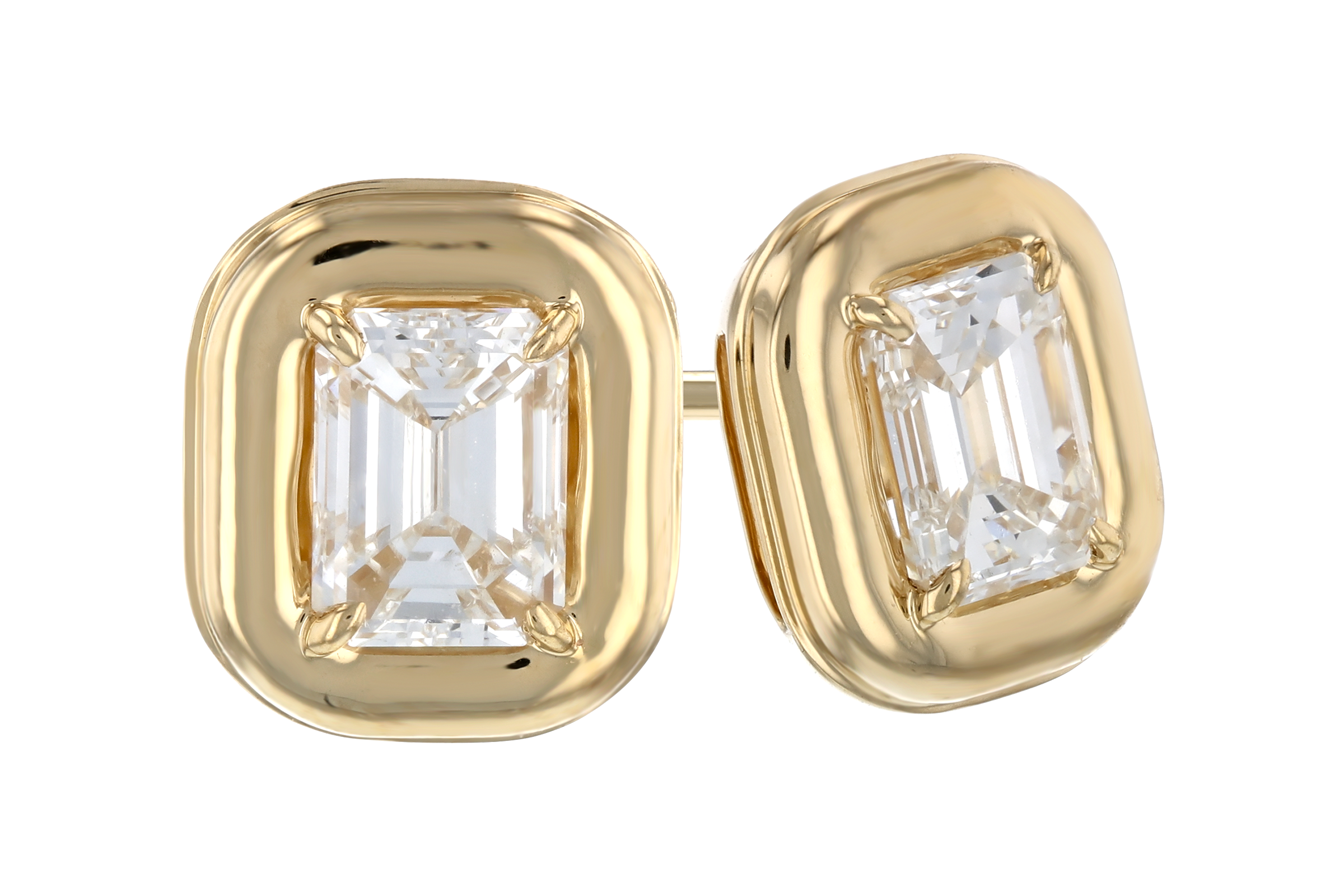 M284-76106: EARRINGS .48 TW EMERALD CUT DIA